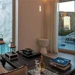 Nomia Sunset Mykonos מלון